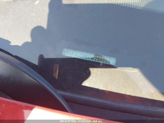 1C4PJLCB5EW268895 Jeep Cherokee Latitude