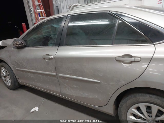 Toyota CAMRY LE 2017 4T1BF1FK2HU621049 Image 14