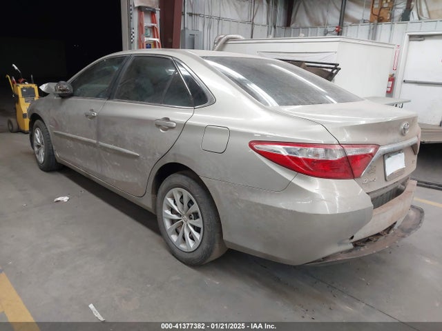 Toyota CAMRY LE 2017 4T1BF1FK2HU621049 Image 3