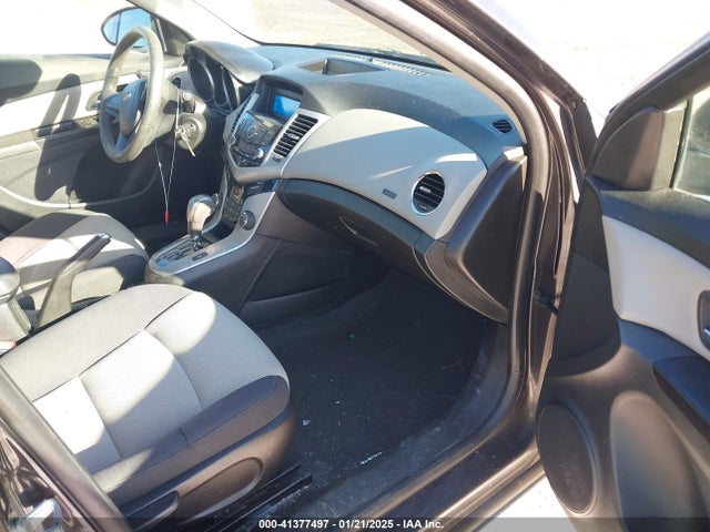1G1PA5SG2E7382347 Chevrolet Cruze Ls Auto