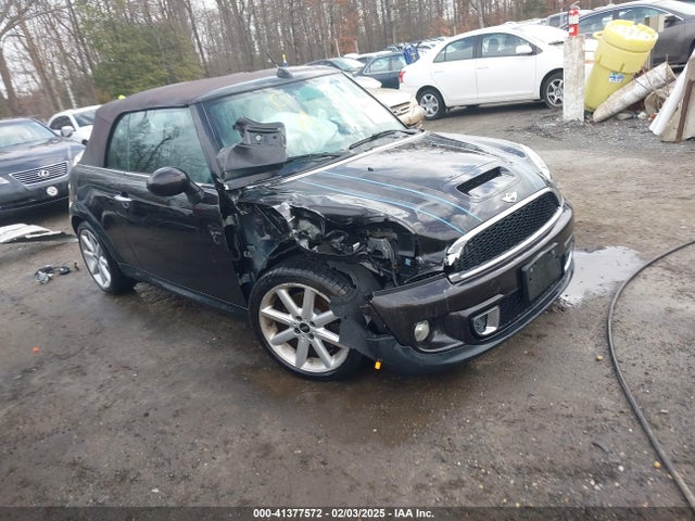 2013 MINI CONVERTIBLE WMWZP3C54DT297304 Photo 0