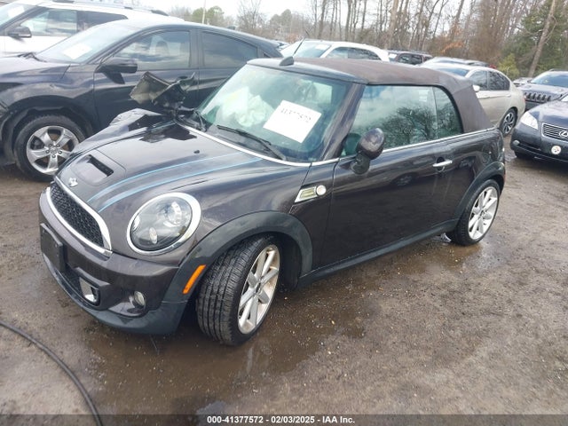 2013 MINI CONVERTIBLE WMWZP3C54DT297304 Photo 1