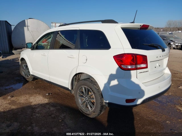 Dodge JOURNEY SE 2019 3C4PDCBB7KT751573 Image 3
