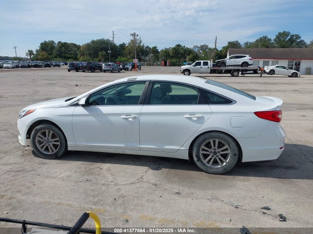 Hyundai SONATA SE 2016 5NPE24AF7GH348045 Image 13