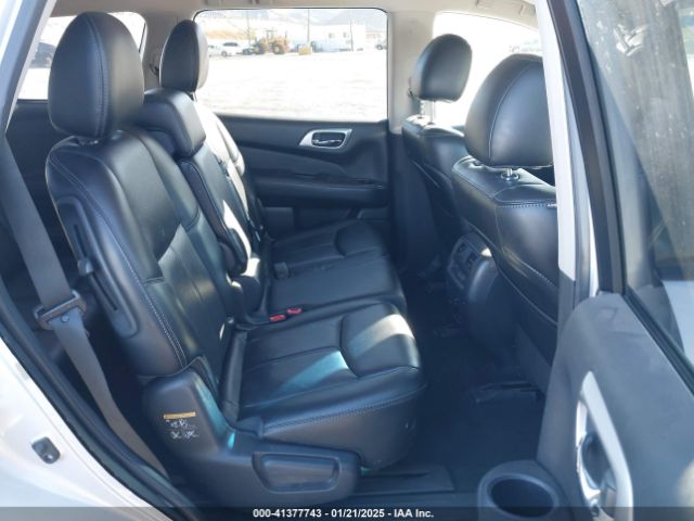 5N1AR2MN8FC623235 Nissan Pathfinder Sl