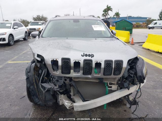 1C4PJMDXXKD113640 Jeep Cherokee Limited 4x4