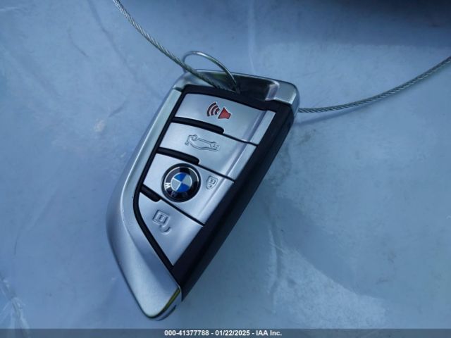 WBA7T2C02NCJ33925 BMW 740 I