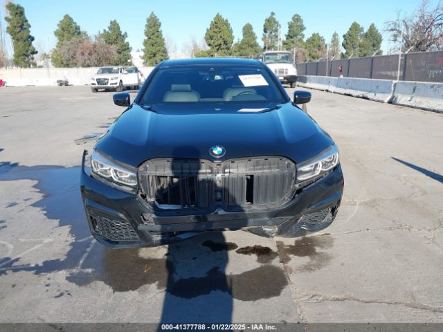 WBA7T2C02NCJ33925 BMW 740 I
