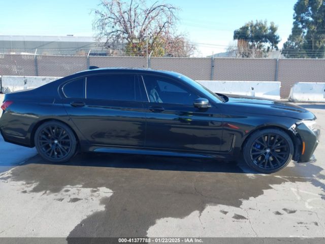 WBA7T2C02NCJ33925 BMW 740 I