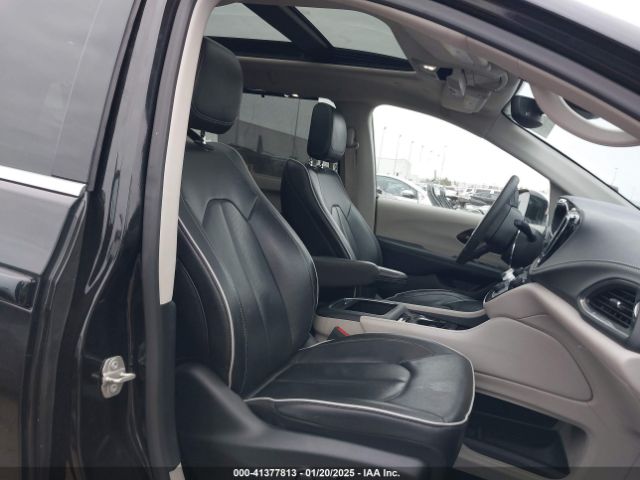 2C4RC1GG2PR557595 Chrysler Pacifica Limited