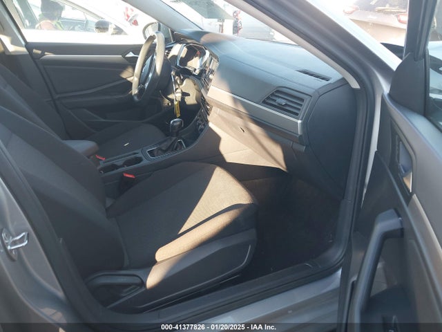 3VWCB7BU8KM253970 Volkswagen Jetta 1.4t R-line/1.4t S/1.4t Se