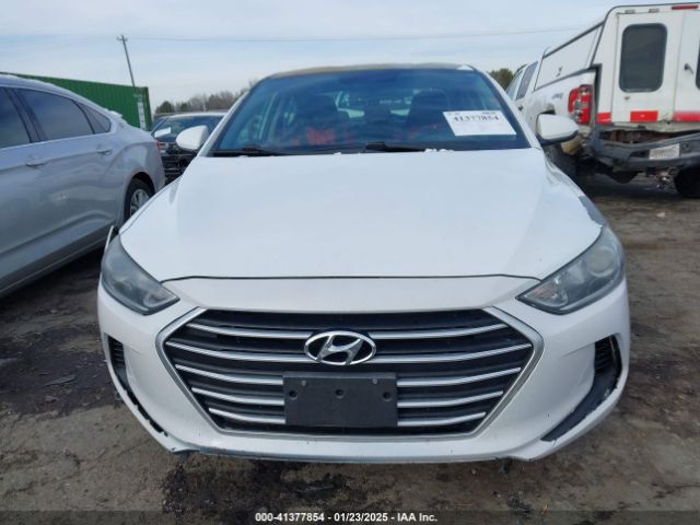 5NPD74LF7HH206953 Hyundai ELANTRA SE