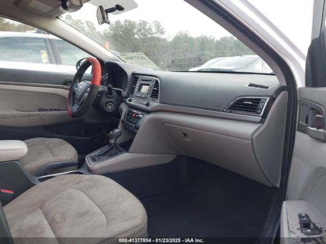 5NPD74LF7HH206953 Hyundai ELANTRA SE