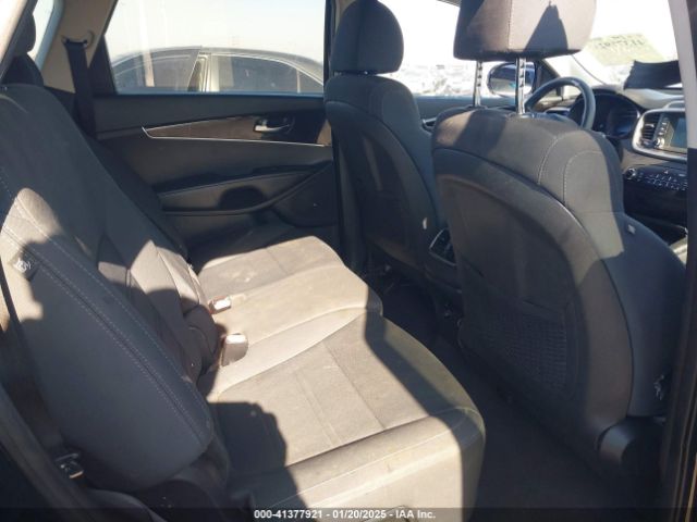 5XYPG4A33KG458915 KIA Sorento 2.4l Lx