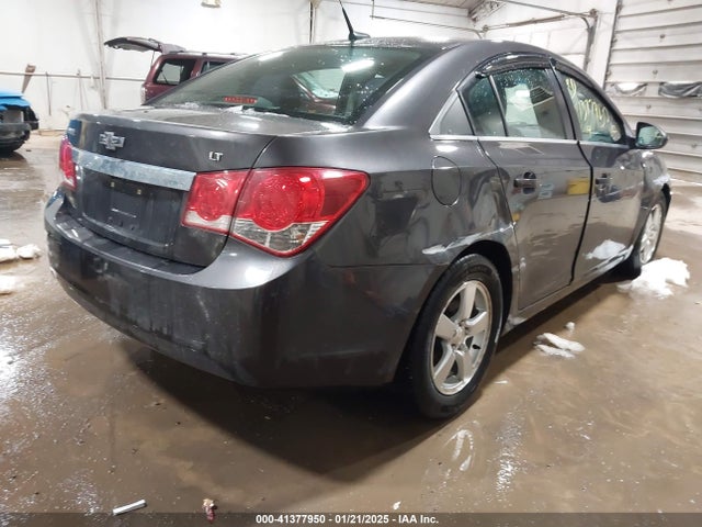 1G1PC5SB1E7338466 Chevrolet Cruze 1lt Auto