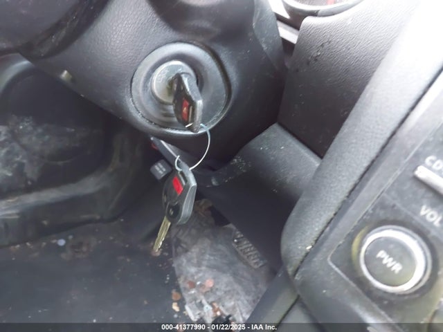 JN8AS5MV6FW762132 Nissan Rogue Select S