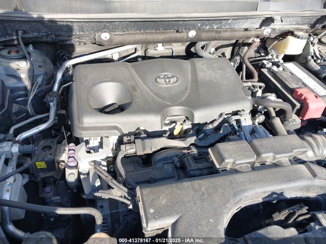 2T3P1RFV4KC045087 Toyota Rav4 Xle