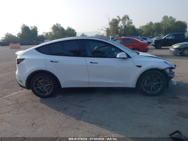 5YJYGAEE8MF158098 Tesla Model Y Long Range Dual Motor All-wheel Drive