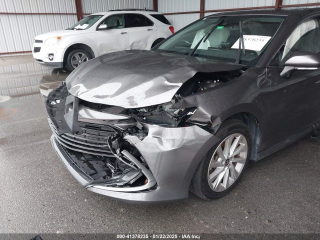 4T1R11AK1NU671585 Toyota CAMRY LE