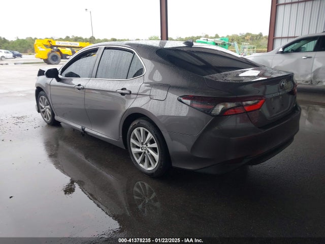 4T1R11AK1NU671585 Toyota CAMRY LE