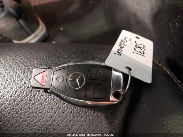 55SWF4JB1HU219142 Mercedes-Benz C 300 Luxury/sport