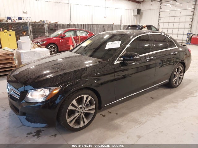 55SWF4JB1HU219142 Mercedes-Benz C 300 Luxury/sport