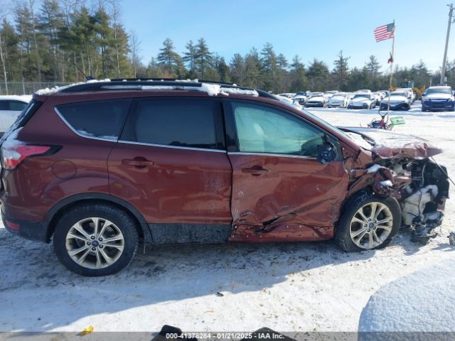 1FMCU9HD8JUA72566 Ford ESCAPE SEL
