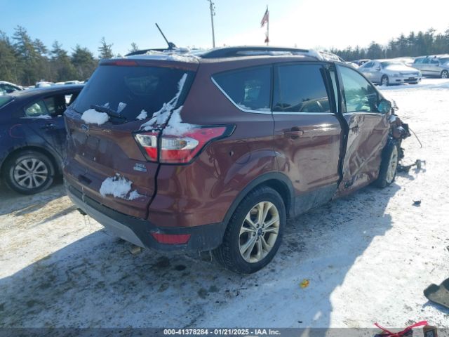 1FMCU9HD8JUA72566 Ford ESCAPE SEL