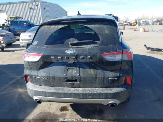 1FMCU9J96MUA57431 Ford Escape Titanium