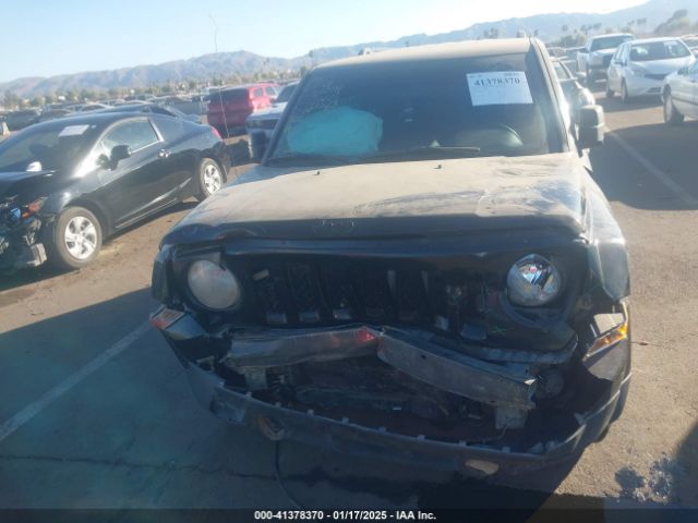 1C4NJPBA9ED785894 Jeep Patriot Altitude