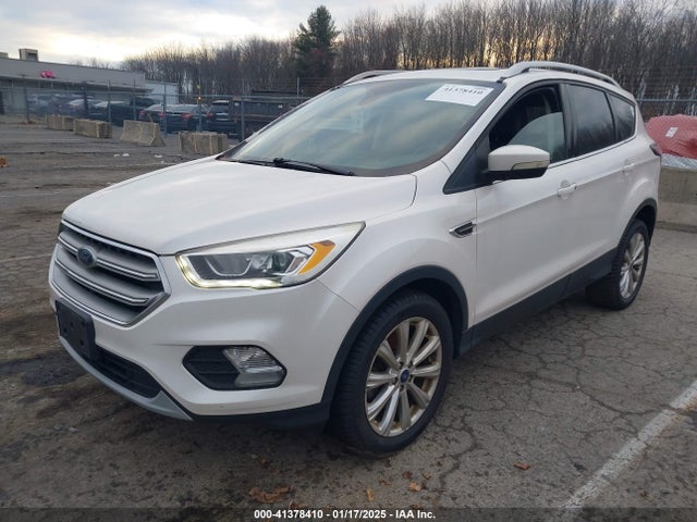 Ford Escape Titanium 2017 1FMCU9J94HUC70125 Image 2