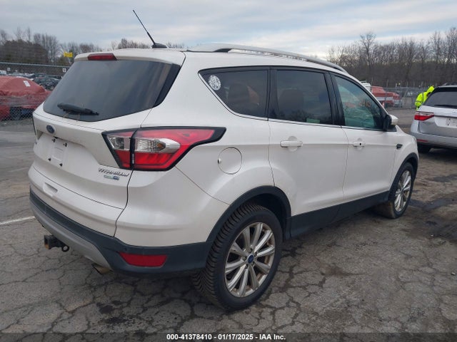 Ford Escape Titanium 2017 1FMCU9J94HUC70125 Image 4
