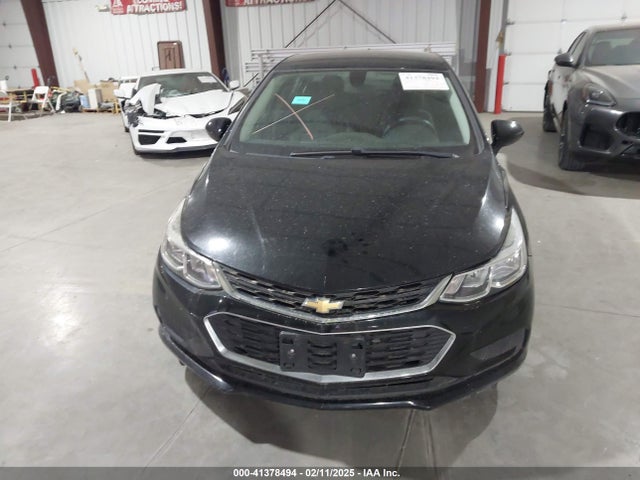 1G1BC5SMXH7184131 Chevrolet Cruze Ls Auto