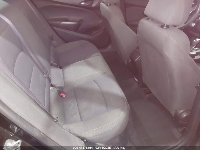 1G1BC5SMXH7184131 Chevrolet Cruze Ls Auto
