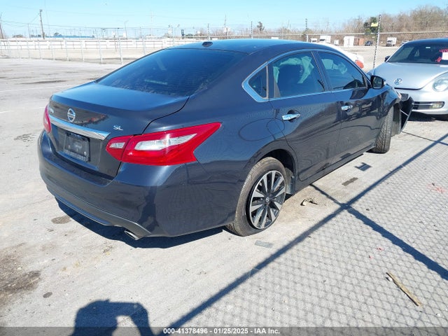 1N4AL3AP0JC180577 Nissan Altima 2.5 Sl