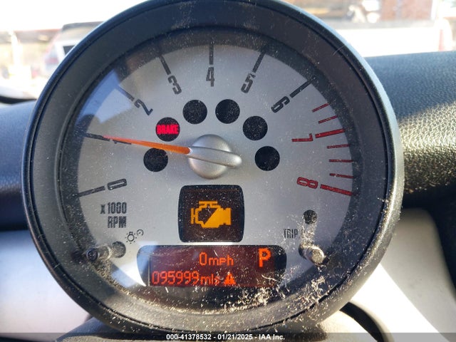 2012 MINI COOPER CLUBMAN WMWZF3C54CT189265 Photo 6