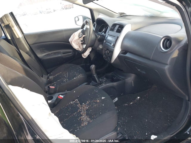 Nissan Versa Note S (sr) 2015 3N1CE2CP4FL443396 Image 5
