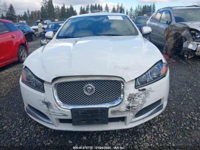 2013 JAGUAR XF SAJWA0ES5DPS80174 Photo 5