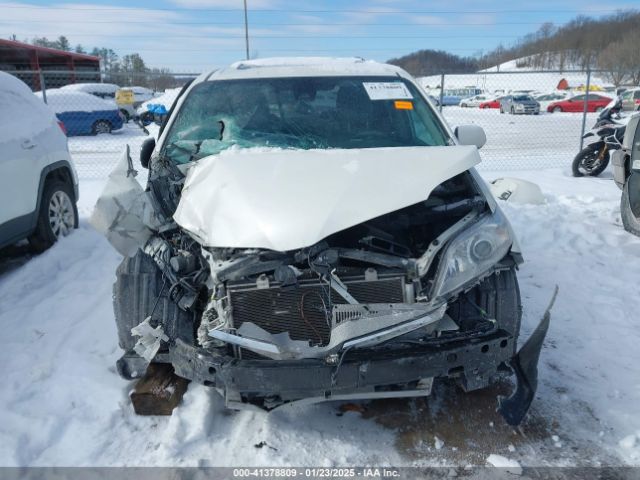 5TDYZ3DC5LS083490 Toyota SIENNA XLE