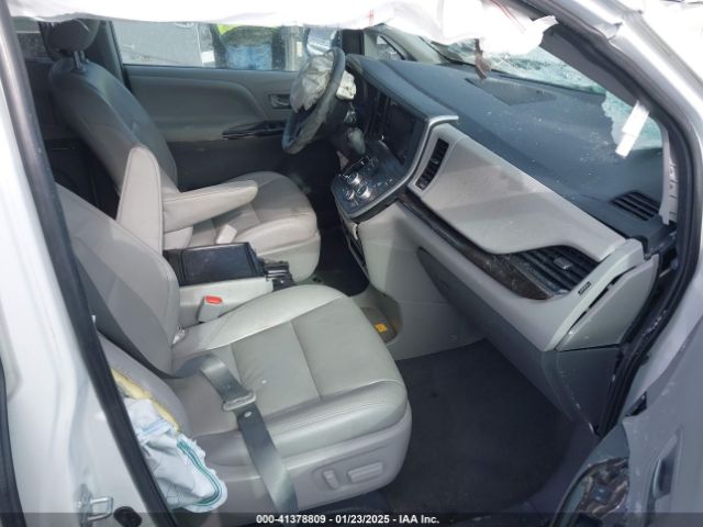 5TDYZ3DC5LS083490 Toyota SIENNA XLE