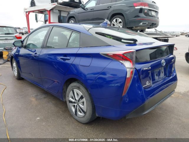 JTDKARFU4G3515239 Toyota Prius Four