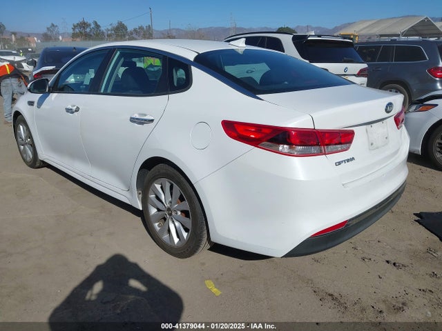 KIA Optima Lx 2017 5XXGT4L39HG161458 Image 3