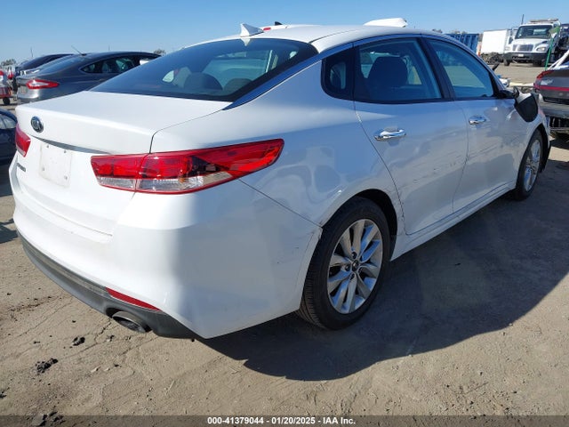 KIA Optima Lx 2017 5XXGT4L39HG161458 Image 4