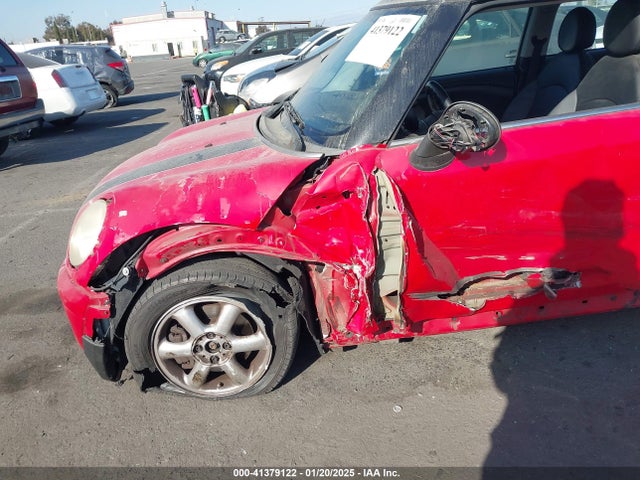 2008 MINI COOPER WMWMF33578TU67786 Photo 5