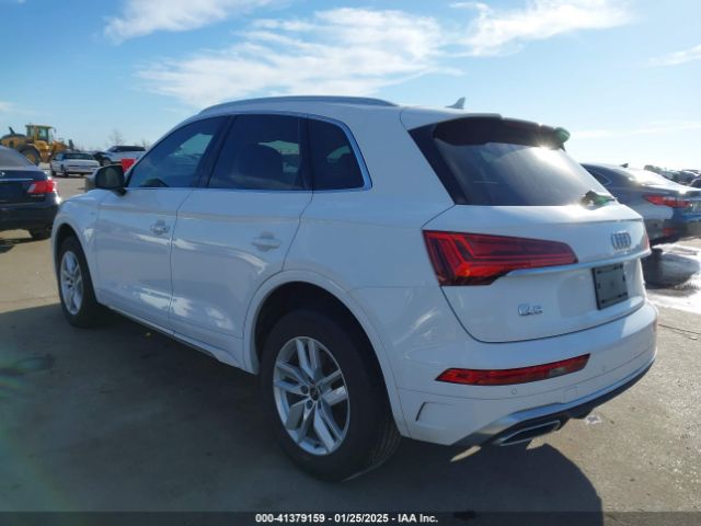 2022 AUDI Q5 WA1GAAFY2N2051987 Photo 2