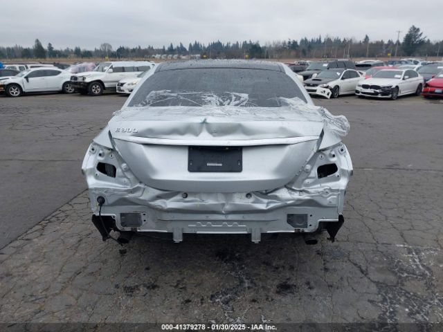 WDDZF4JB9KA609393 Mercedes-Benz E 300