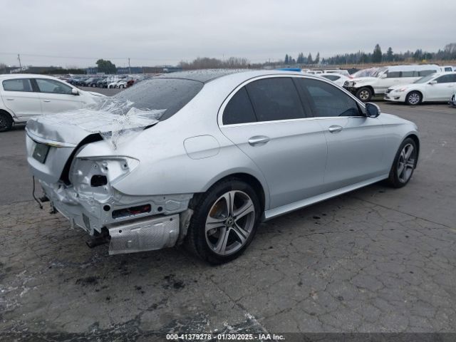WDDZF4JB9KA609393 Mercedes-Benz E 300