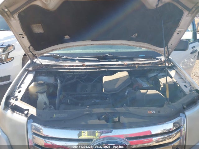 41379328 :رقم المزاد ، 2FMDK3GC4ABB62917 vin ، 2010 Ford Edge Se مزاد بيع