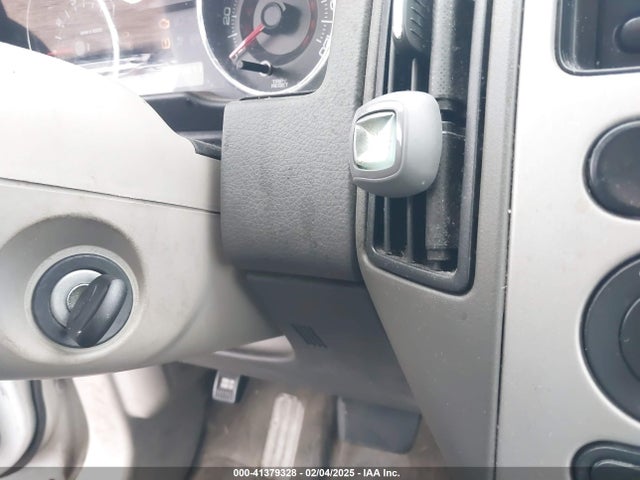 41379328 :رقم المزاد ، 2FMDK3GC4ABB62917 vin ، 2010 Ford Edge Se مزاد بيع