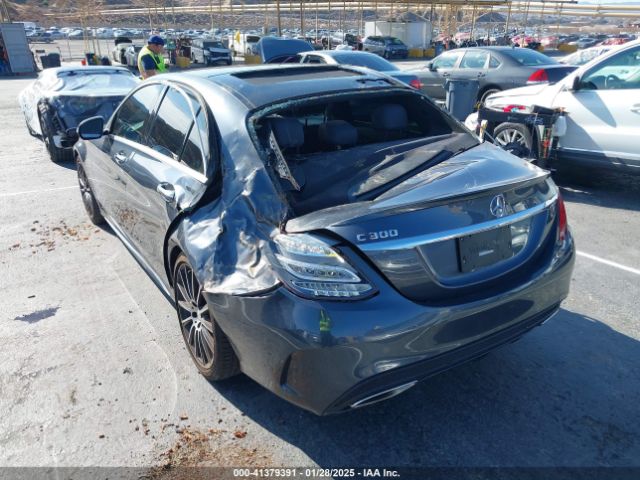 55SWF4JB5FU044617 Mercedes-Benz C 300 Luxury/sport
